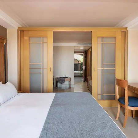 리조트 Caldera Creta Paradise 4*